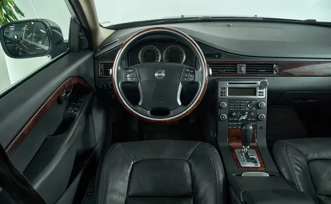 Volvo XC70