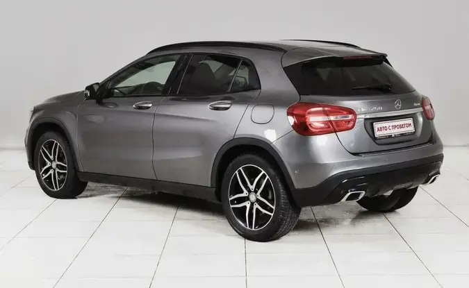 Mercedes benz GLA