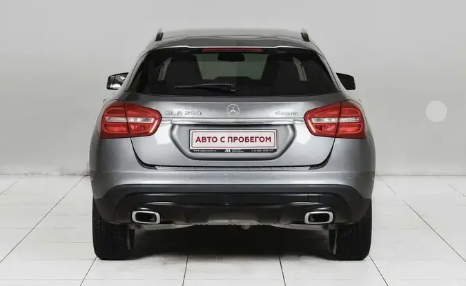 Mercedes benz GLA