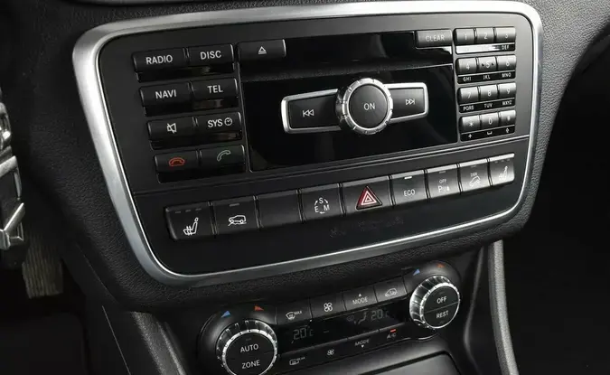 Mercedes benz GLA