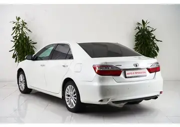 Toyota Camry Вид 4