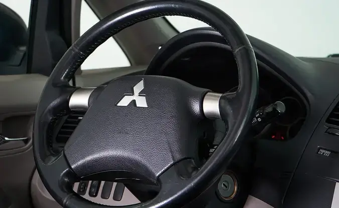 Mitsubishi Grandis