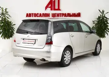 Mitsubishi Grandis Вид 4
