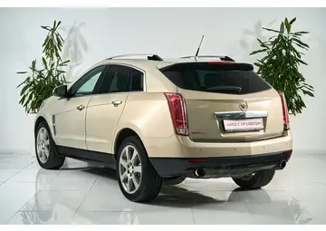 Cadillac SRX Вид 5