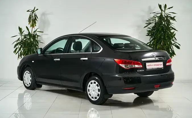 Nissan Almera