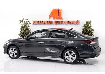 Hyundai Sonata Вид 3