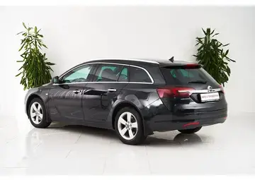 Opel Insignia Вид 4