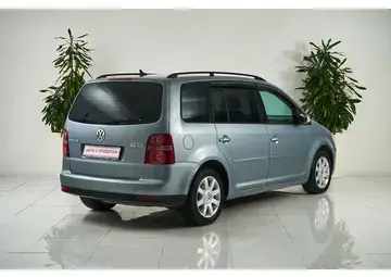 Volkswagen Touran Вид 5