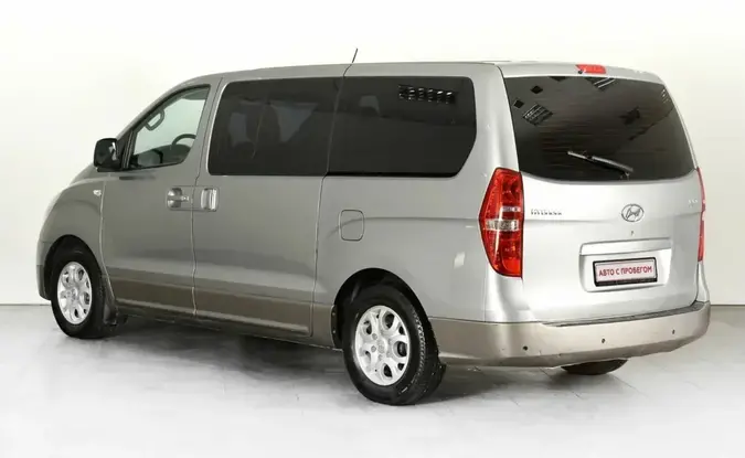 Hyundai H-1