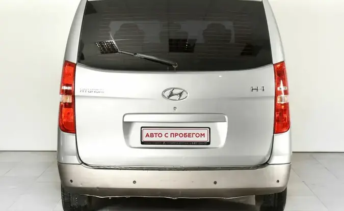 Hyundai H-1
