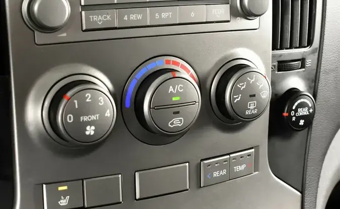Hyundai H-1