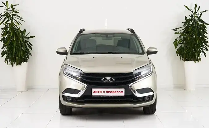 Lada XRAY