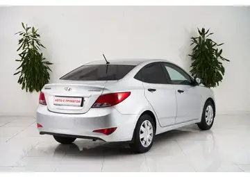 Hyundai Solaris Вид 5