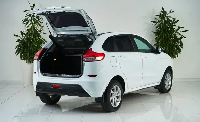 Lada XRAY