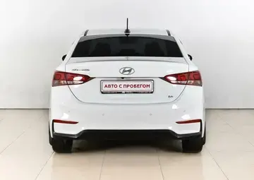 Hyundai Solaris Вид 4