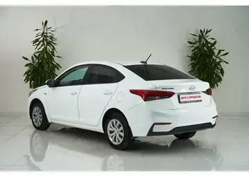 Hyundai Solaris Вид 4