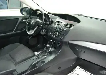 Mazda 3 Вид 5