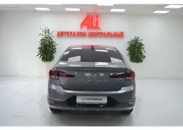 Hyundai Sonata Вид 4