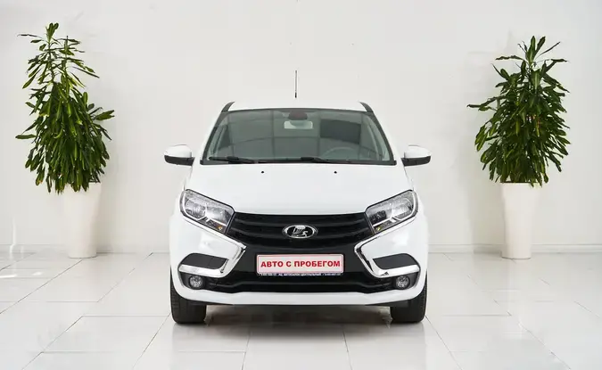 Lada XRAY