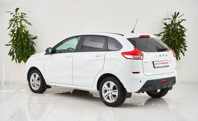 Lada XRAY