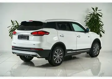 Geely Atlas Pro Вид 5
