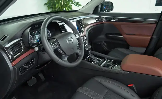 GAC GS8