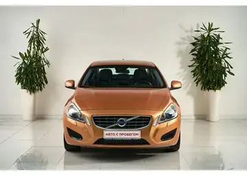 Volvo S60 Вид 2