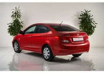 Hyundai Solaris Вид 4