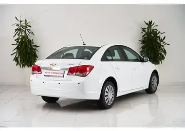 Chevrolet Cruze Вид 5