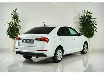 Skoda Rapid Вид 5