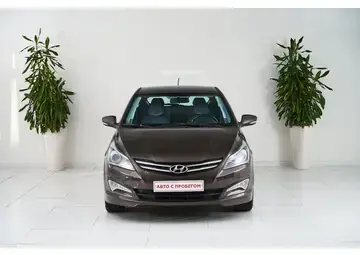 Hyundai Solaris Вид 2