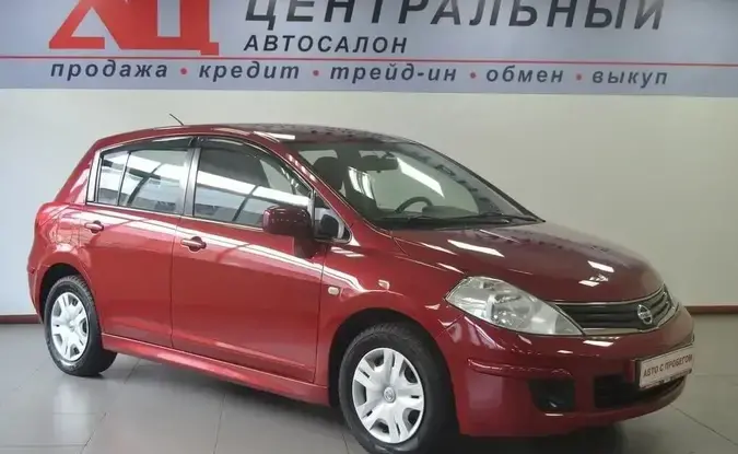 Nissan Tiida