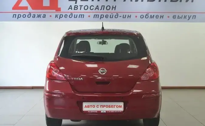 Nissan Tiida