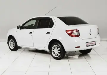 Renault Logan Вид 2