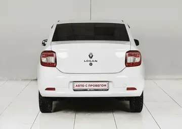 Renault Logan Вид 4