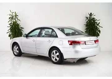 Hyundai Sonata Вид 4