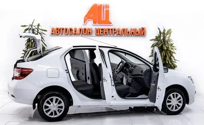 Renault Logan