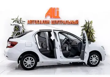 Renault Logan Вид 5