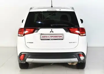 Mitsubishi Outlander Вид 4