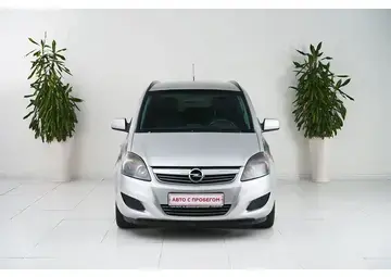 Opel Zafira Вид 2