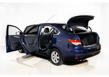 Nissan Almera Вид 5