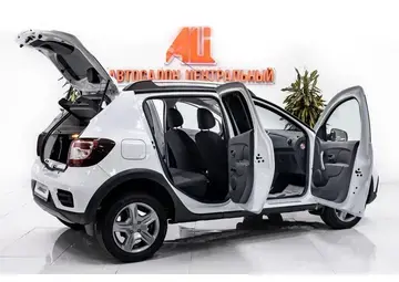 Renault Sandero Вид 5