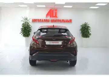 Toyota C-HR Вид 4