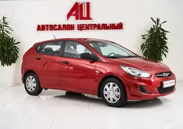 Hyundai Solaris Вид 3