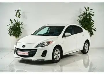 Mazda 3 Вид 1