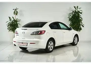 Mazda 3 Вид 4