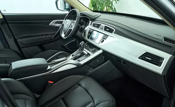 Geely Atlas