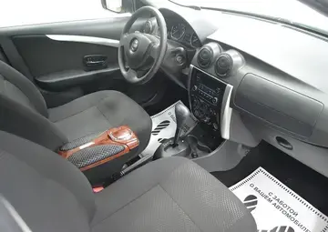 Nissan Almera Вид 5