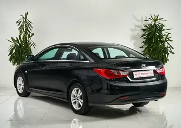 Hyundai Sonata Вид 4