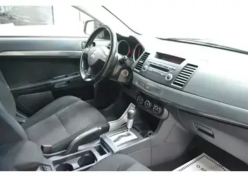 Mitsubishi Lancer Вид 5